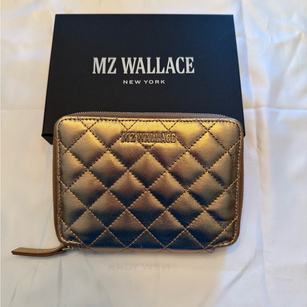 New with box MZ Wallace Passport Organizer